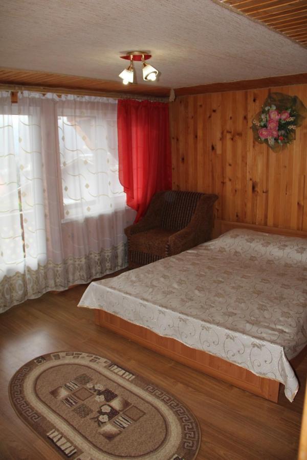 Kray Dorogy Villa Jaremtsje Kamer foto