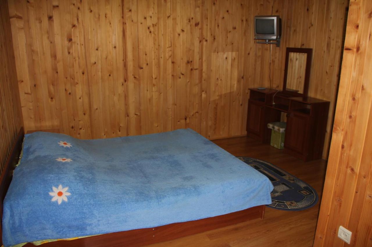 Kray Dorogy Villa Jaremtsje Kamer foto